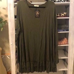 Easel NWT Olive Long-Sleeve Ruffle-Hem Tunic Top Size 3X
